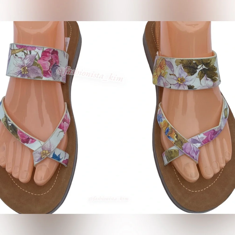Madden Girl Womens floral Sandals - Picture 3 of 9
